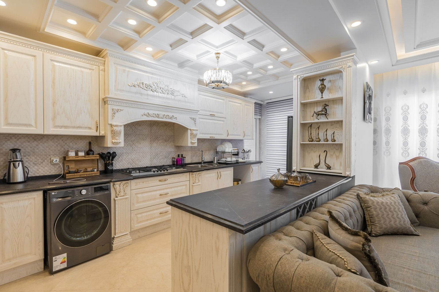 آپارتمان سه خوابه الهیه ۴