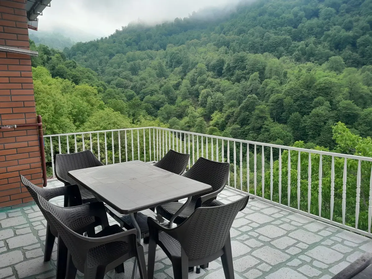 ویلا ویلای تراس جنگلی در سرولات