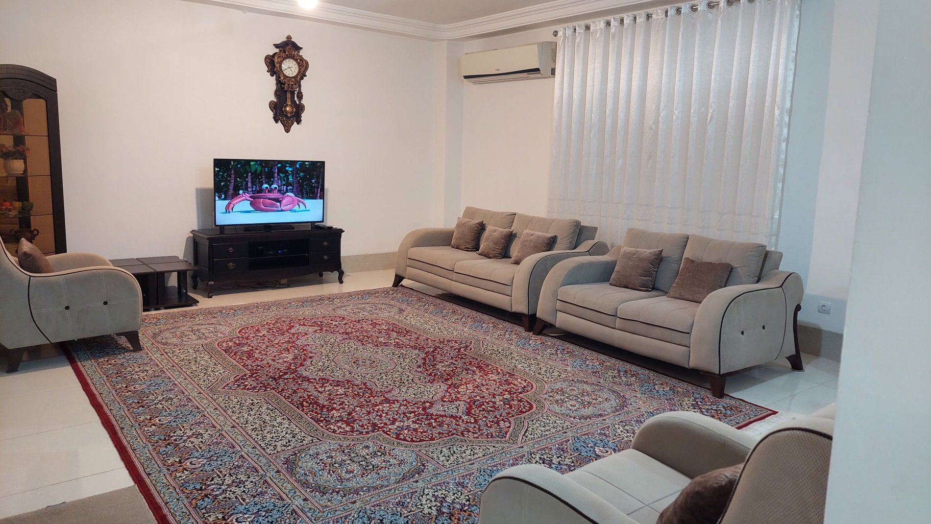 ویلا دوخوابه جنگل صدقی - پذیرایی