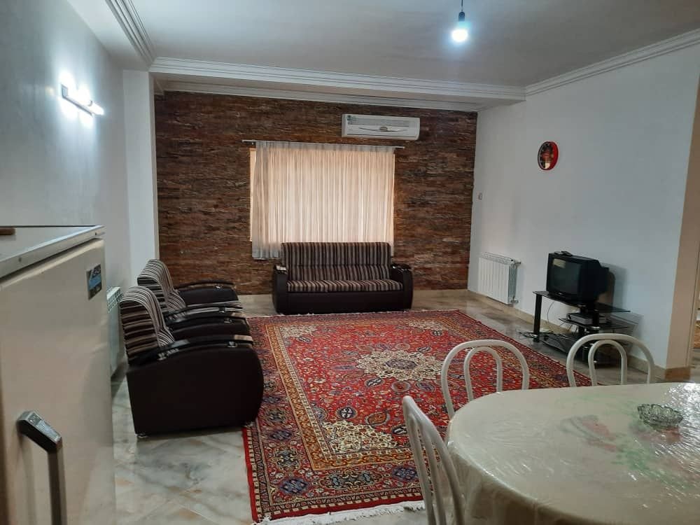 آپارتمان دوخوابه ساحلی روماک 1 - نشیمن