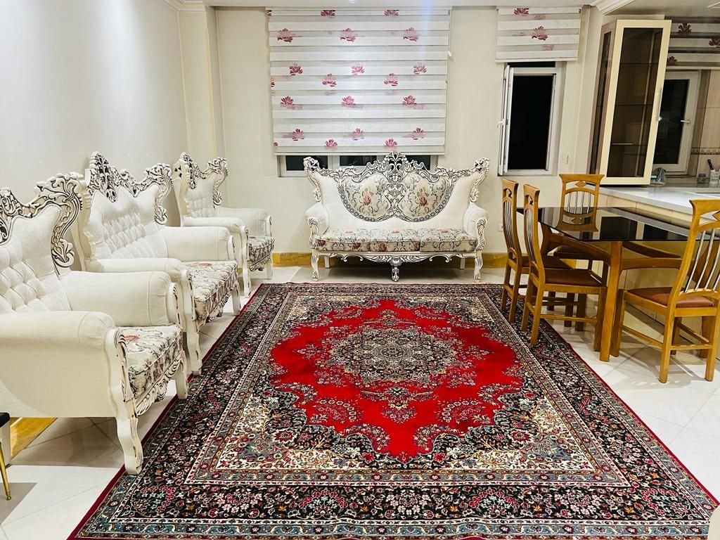 یک خوابه سارا ستاری - پذیرایی