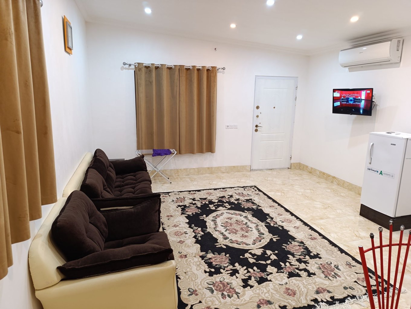 یک خوابه آراد 6