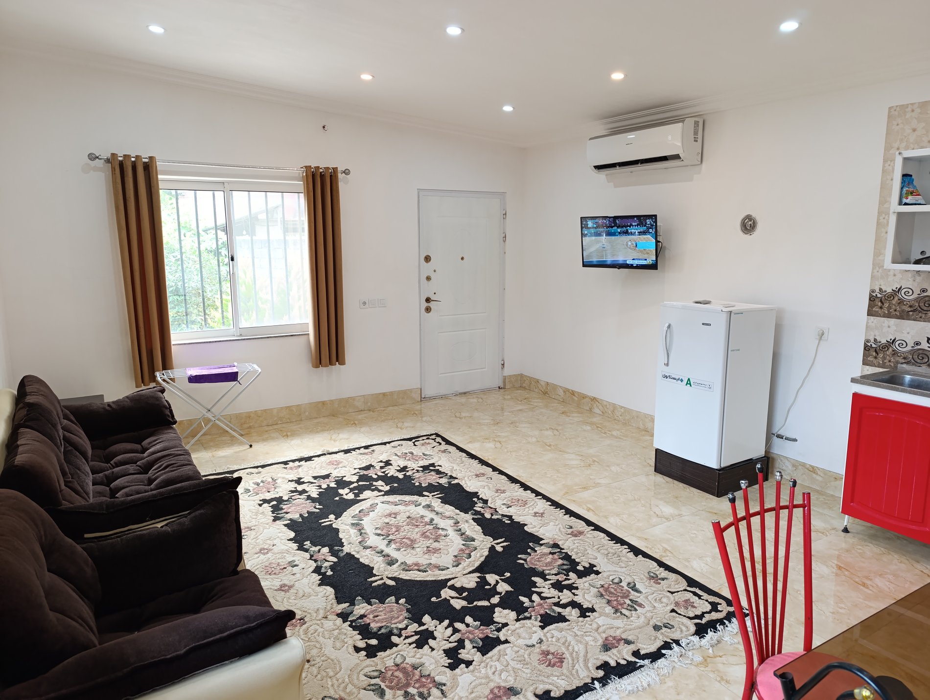 یک خوابه آراد 6