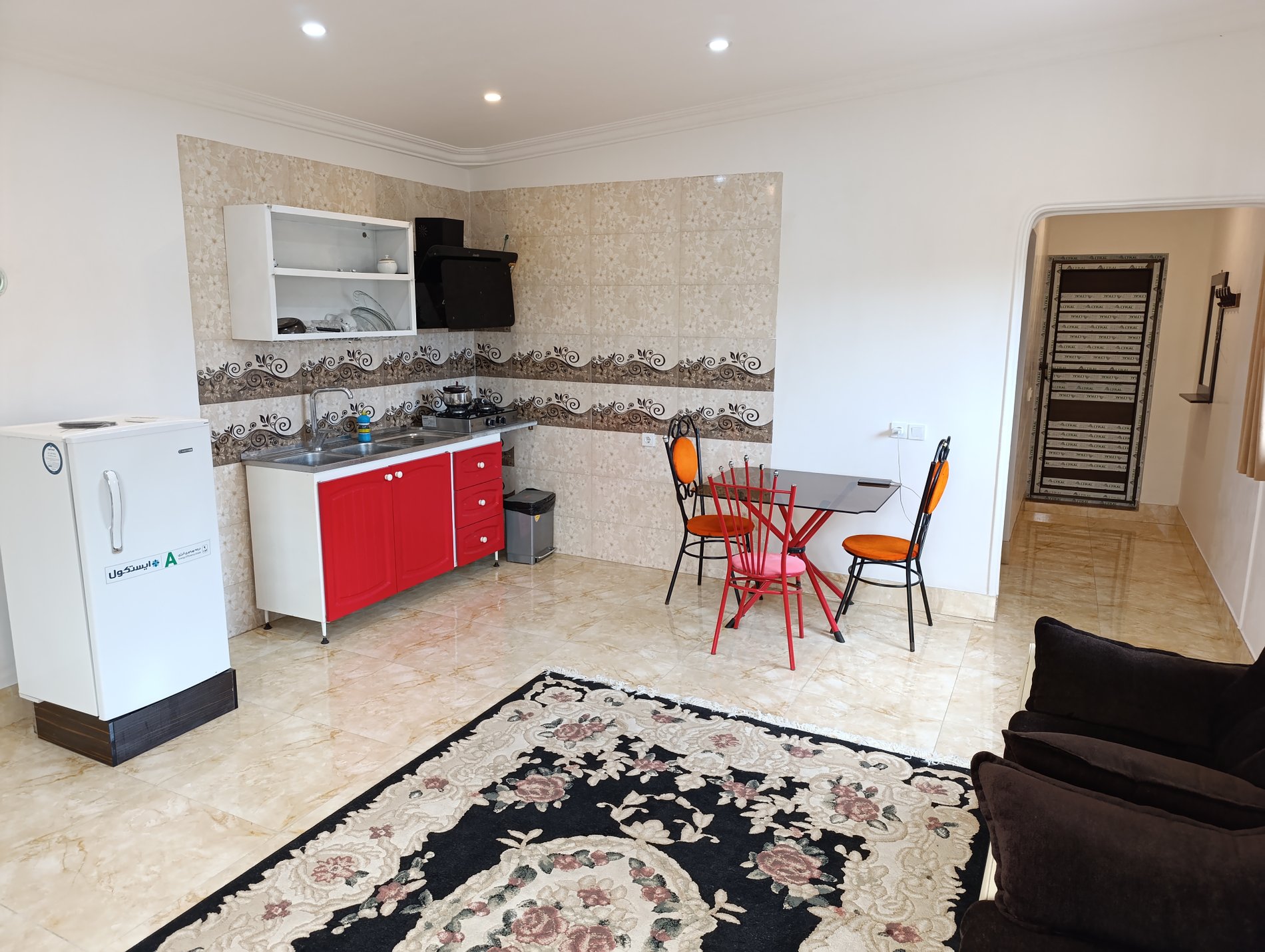 یک خوابه آراد 6