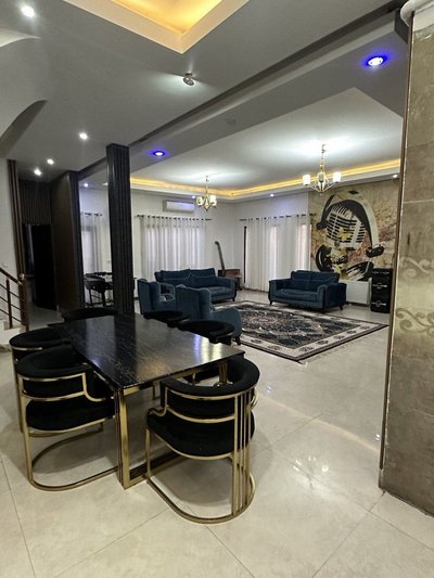 ویلا پنج خوابه استخردار آبگرم مسعودیه