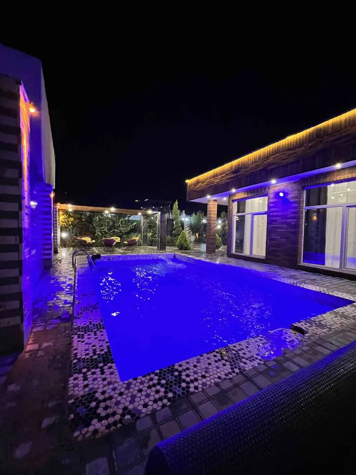 دوخوابه استخردار آبگرم دانژه