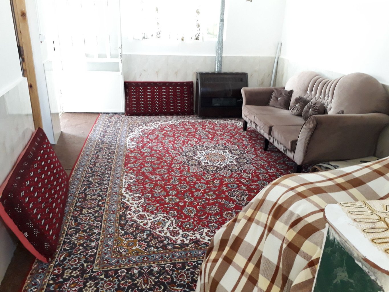 کلبه یک خوابه جنگلی هیرکانی - پذیرایی