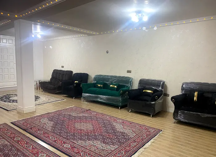 ویلا یک خوابه آبکنار ۱ - حال و پذیرایی و مبلمان نو