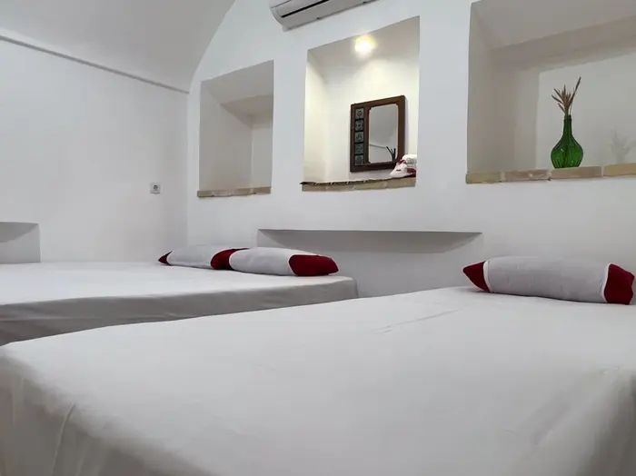 بوم گردی الهه - واحد بنفشه