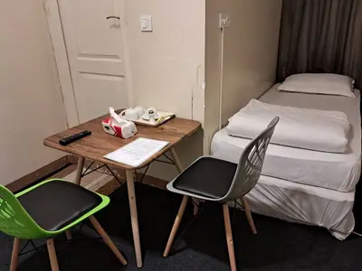 سوئیت فلت یاس 201