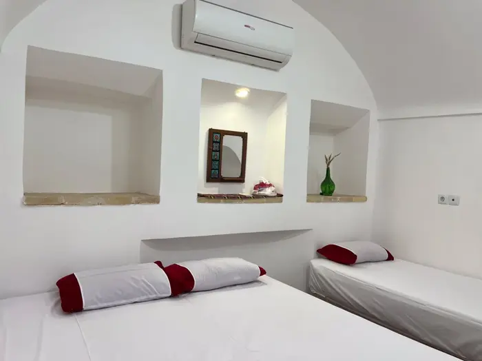 بوم گردی الهه - واحد بنفشه