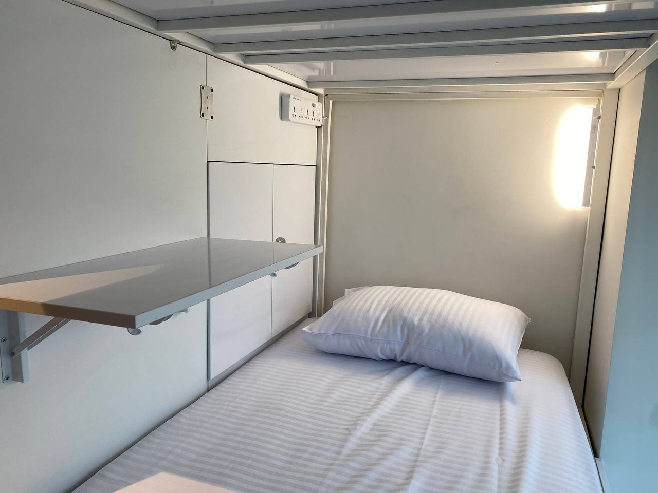 هاستل فیروزه هریتیج - واحد 12 تخته آقایان