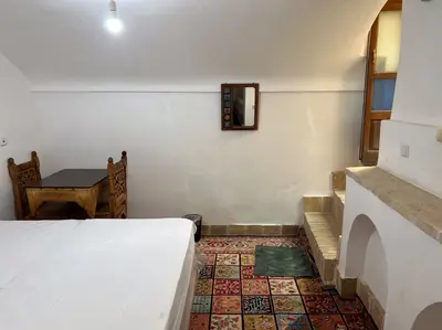 بومگردی الهه - واحد آلاله