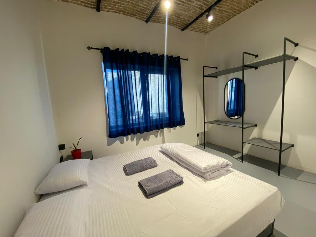 هاستل فیروزه هریتیج - واحد دبل استاندارد 4