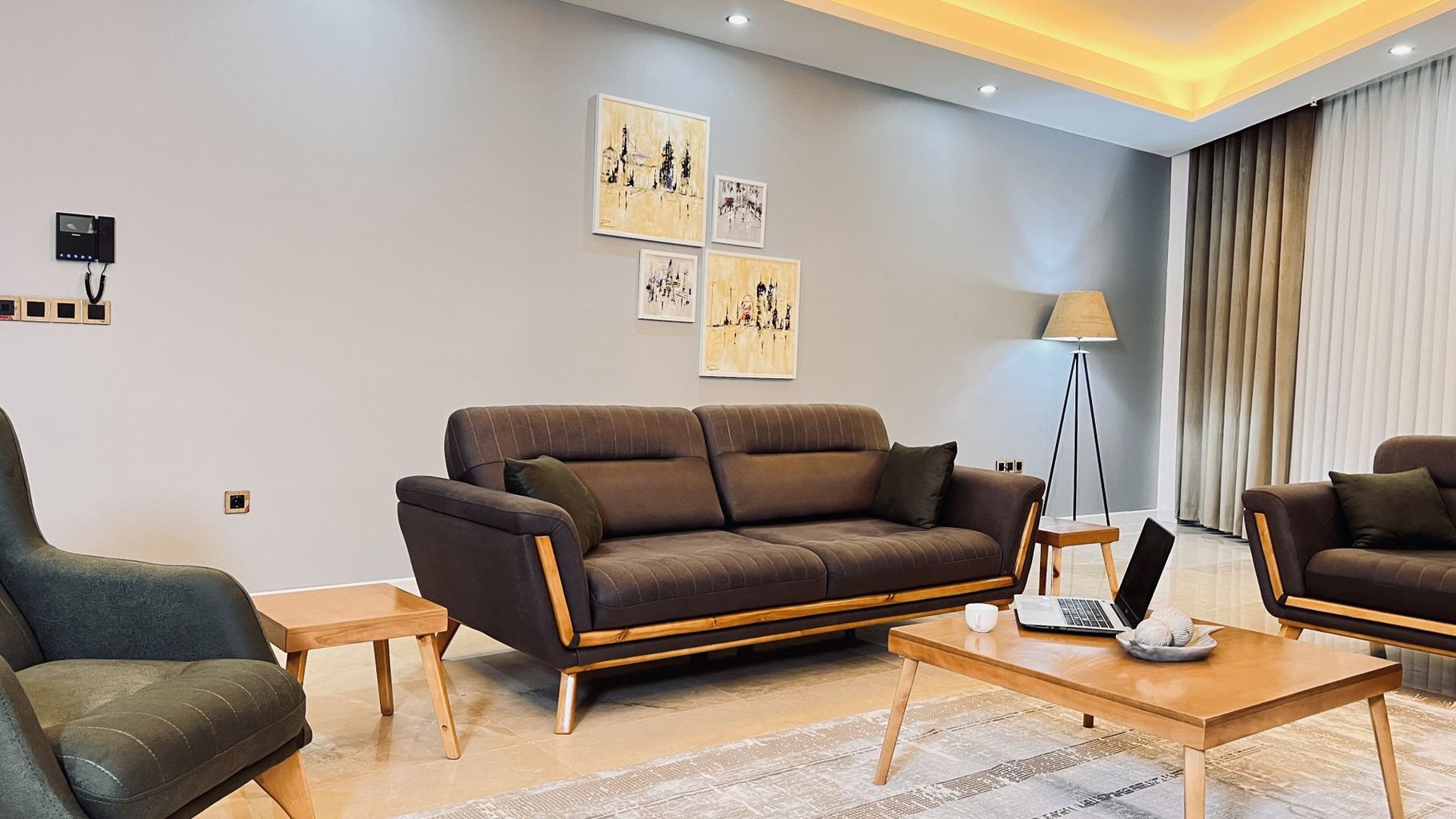 آپارتمان دوخوابه کامرانیه ۲۲۲