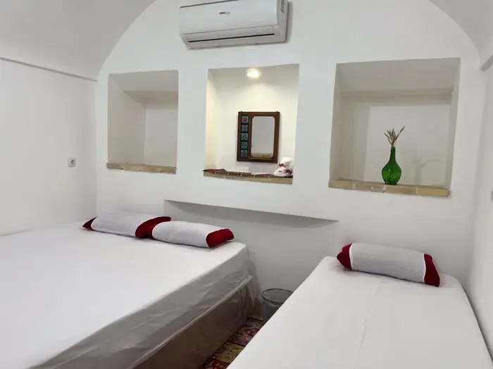 بوم گردی الهه - واحد بنفشه