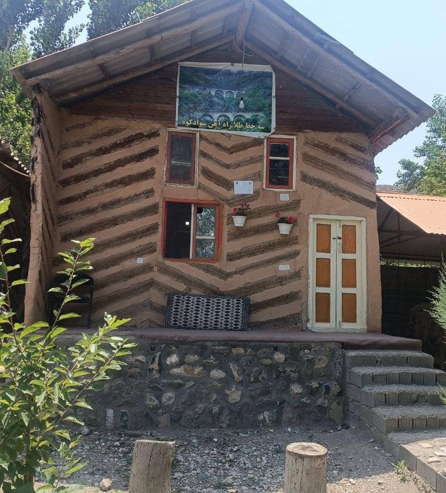 کلبه فلت سنتی کاه گلی
