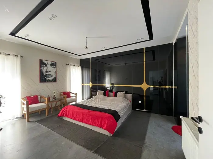 ویلا سه خوابه استخردار آبگرم باغ بهشت قوهه