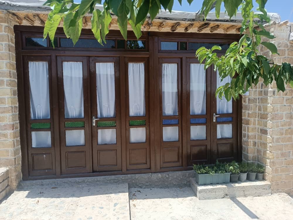 بوم گردی گیناش - واحد ارغوان