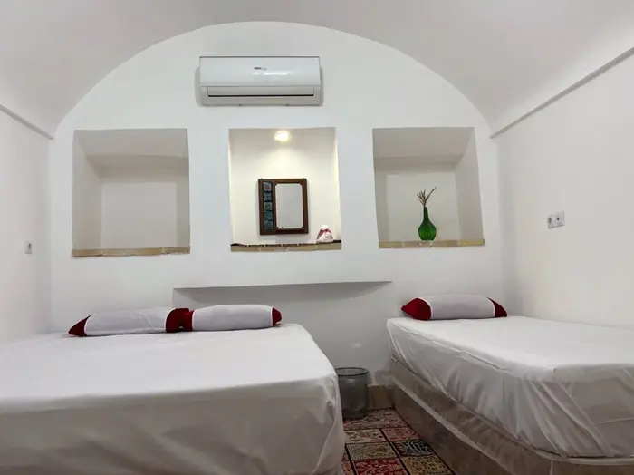 بوم گردی الهه - واحد بنفشه