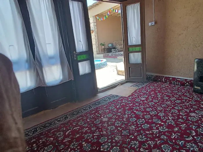 بوم گردی گیناش - واحد ارغوان