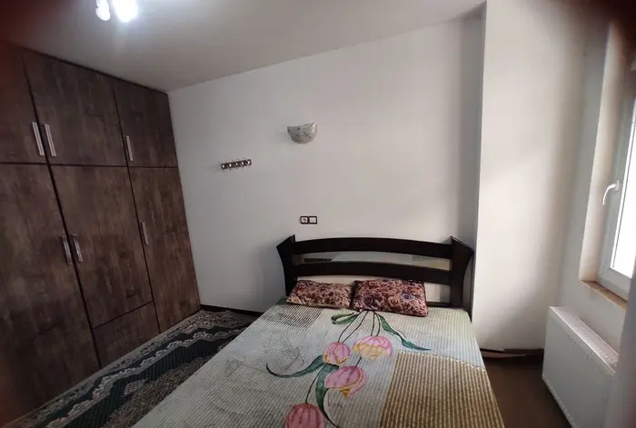 آپارتمان یک خوابه بام ایران