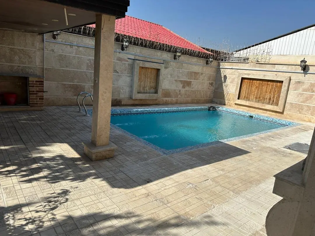 ویلا دوخوابه استخردار آبگرم آوینا 1