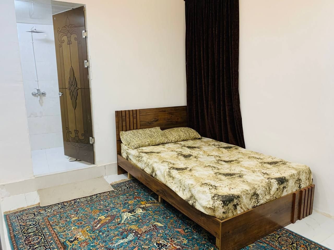 ویلا دوخوابه استخردار آبگرم تک