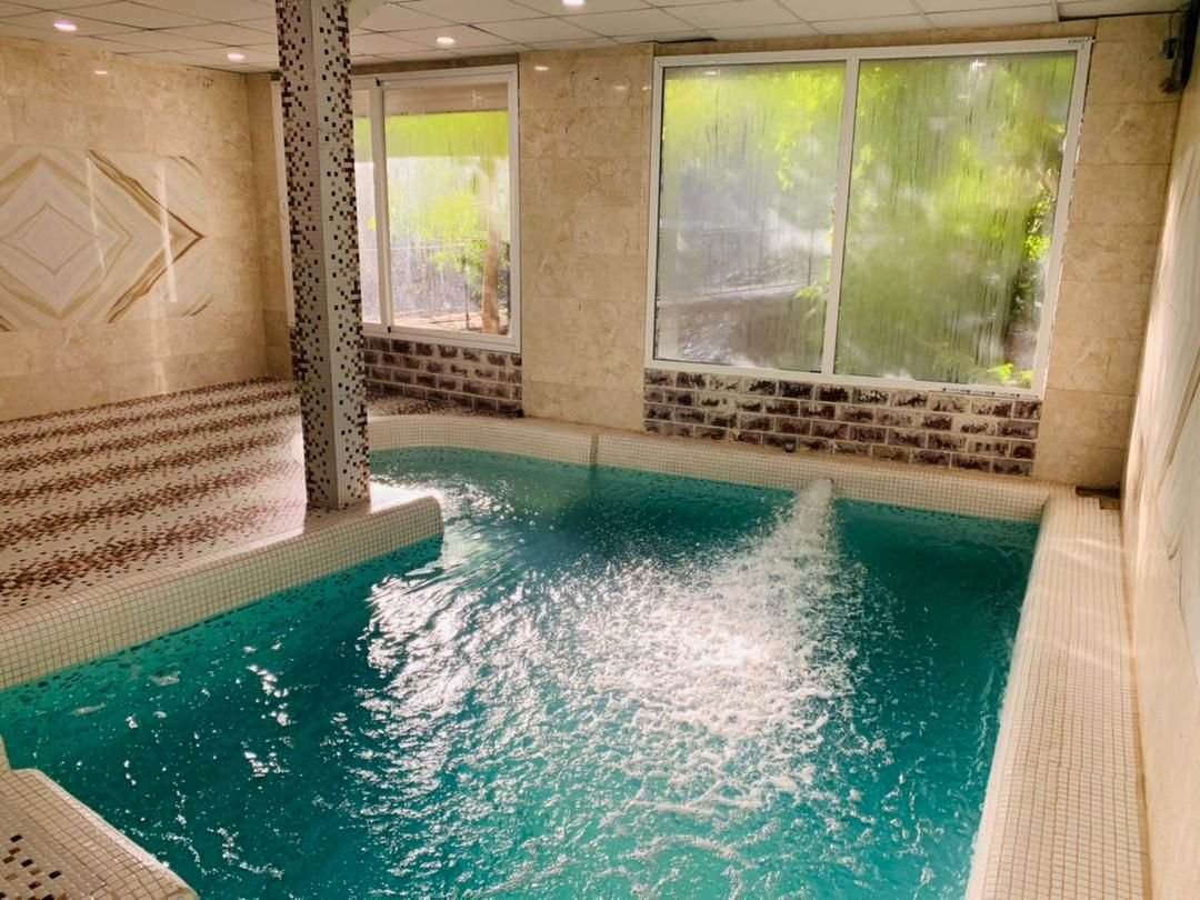 ویلا دوخوابه استخردار آبگرم تک