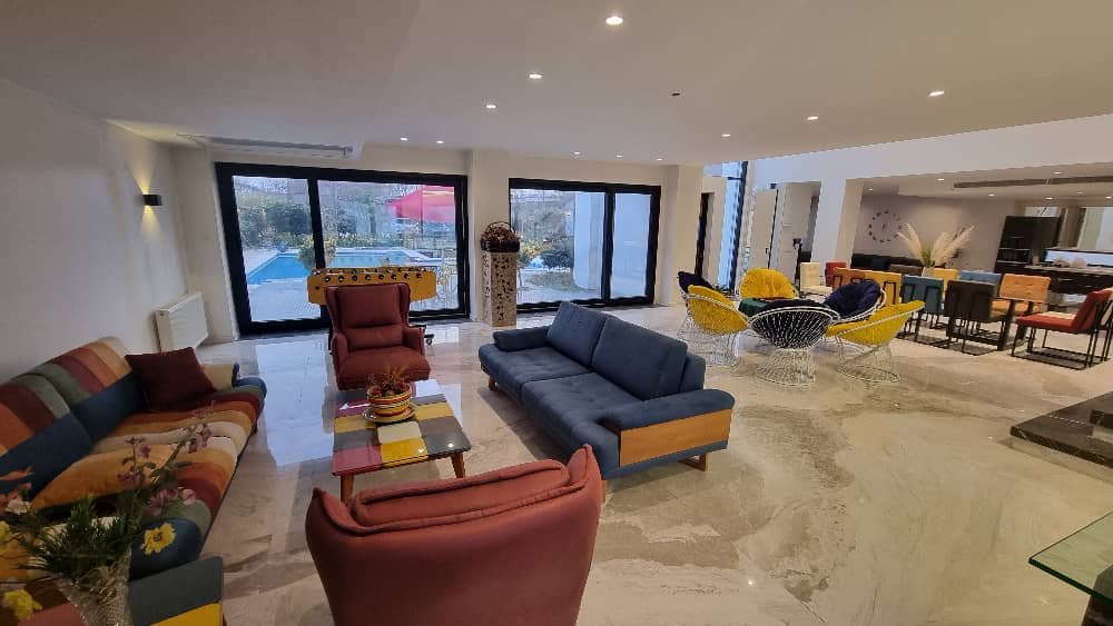 سه خوابه استخردار عمارت مدرن