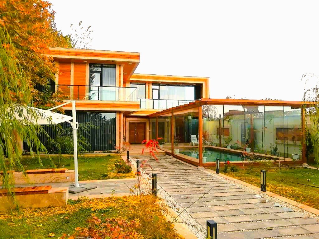 سه خوابه استخردار آبگرم چهارفصل چهارباغ