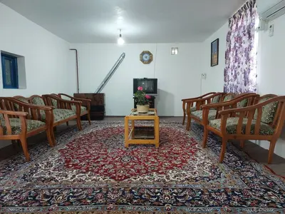 کلبه یک خوابه سنّتی شمعدونی