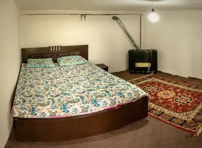 کلبه یک خوابه سنّتی شمعدونی