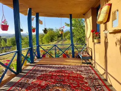 کلبه یک خوابه سنّتی شمعدونی