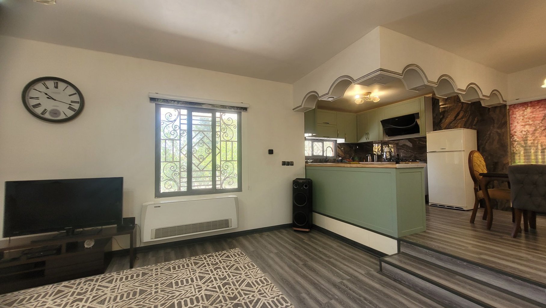 دوخوابه استخردار هشتم شمالی