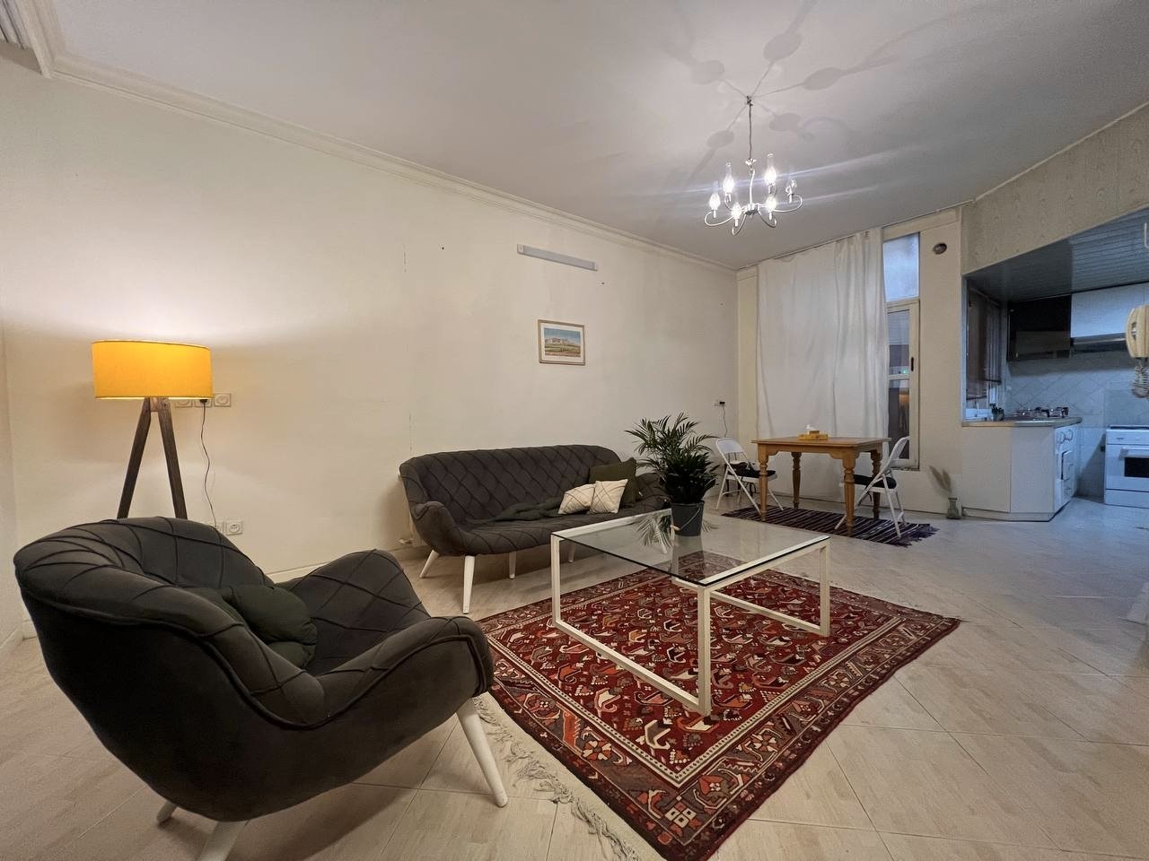 آپارتمان یک خوابه توحیدخونه