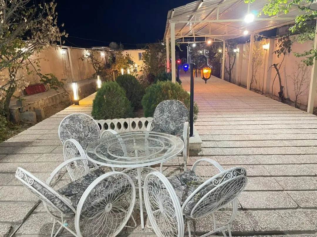 ویلا دوخوابه استخردار آبگرم سحر 2