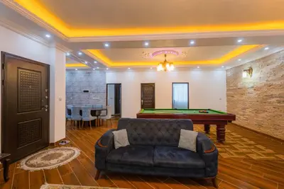 ویلا دوخوابه استخردار آبگرم گل رز