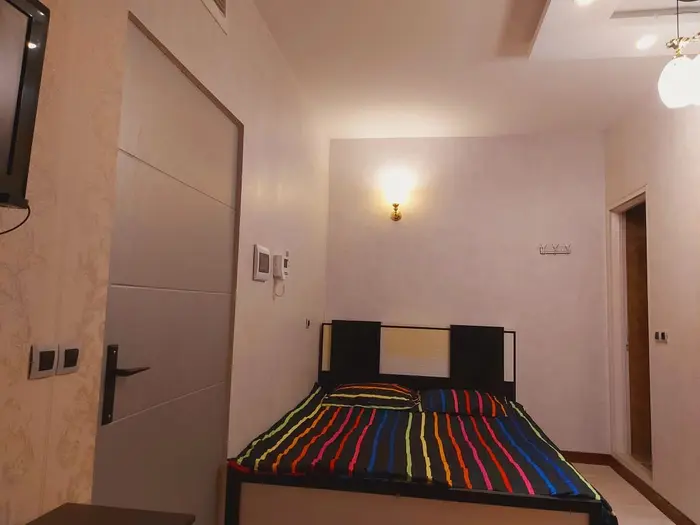 سوئیت فلت گوهردشت - تخت