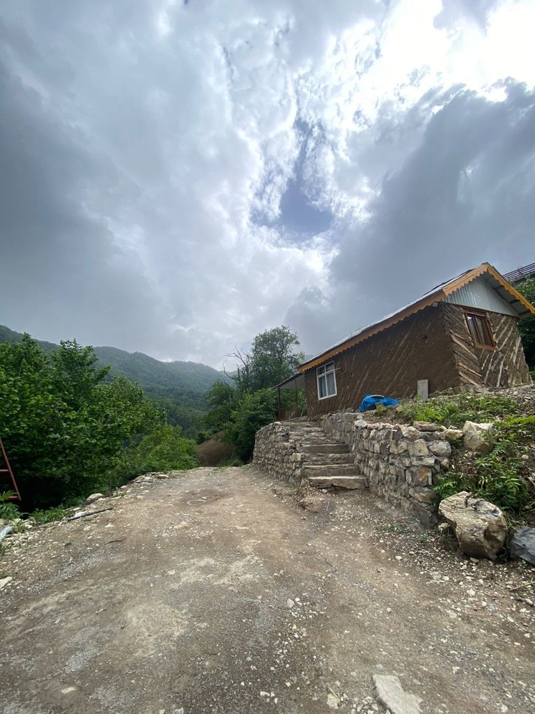 یک خوابه جنگلی آبشار شیله وشت