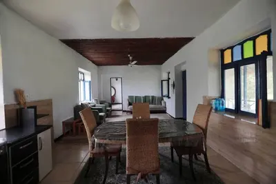 کلبه دوخوابه اروین