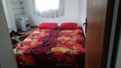 ویلا دوخوابه جنگلی مهاجری