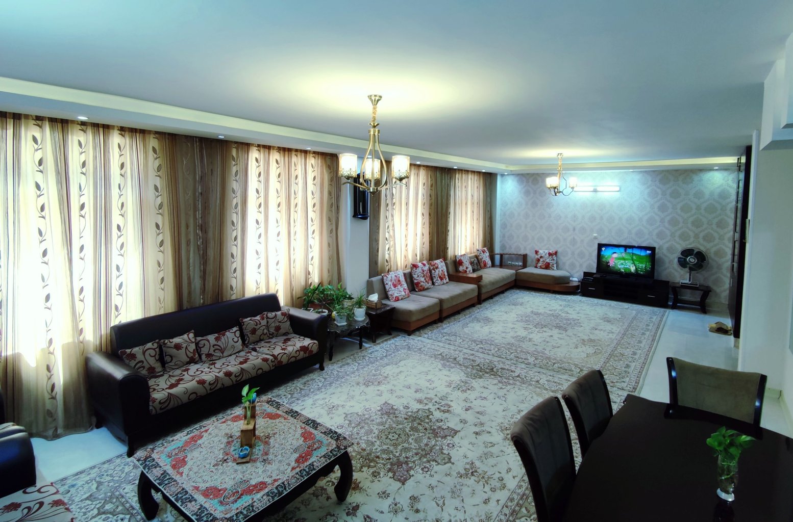 آپارتمان دوخوابه هشت بهشت 1