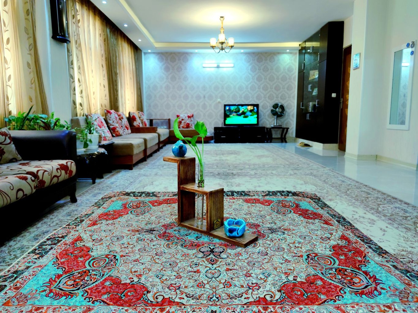 آپارتمان دوخوابه هشت بهشت 1