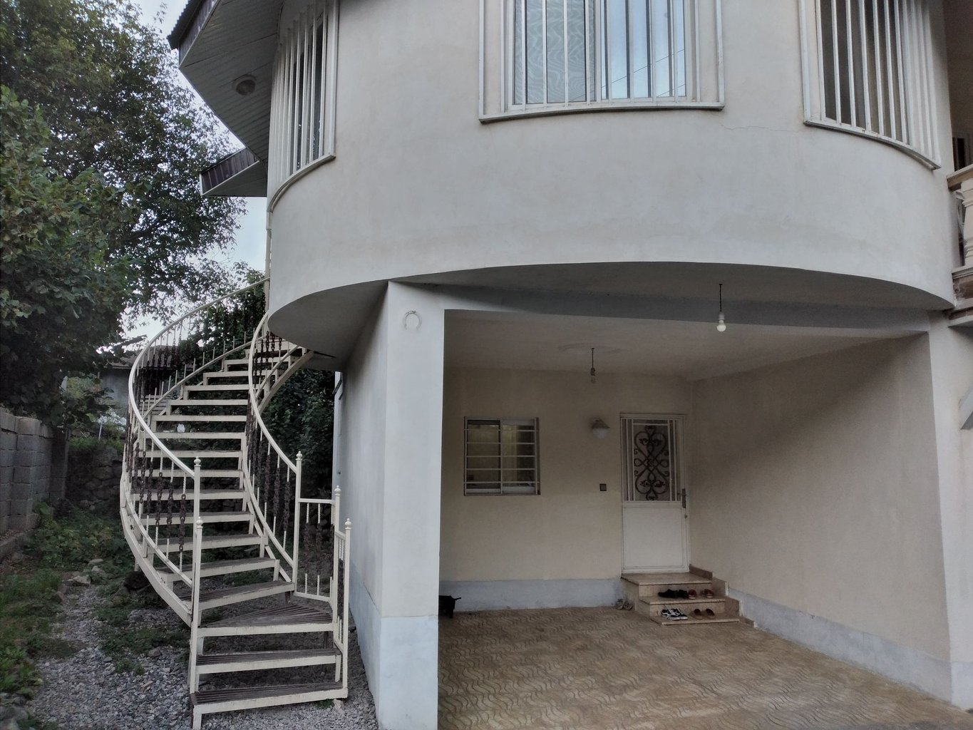 ویلا دوخوابه کوهستانی یونیک