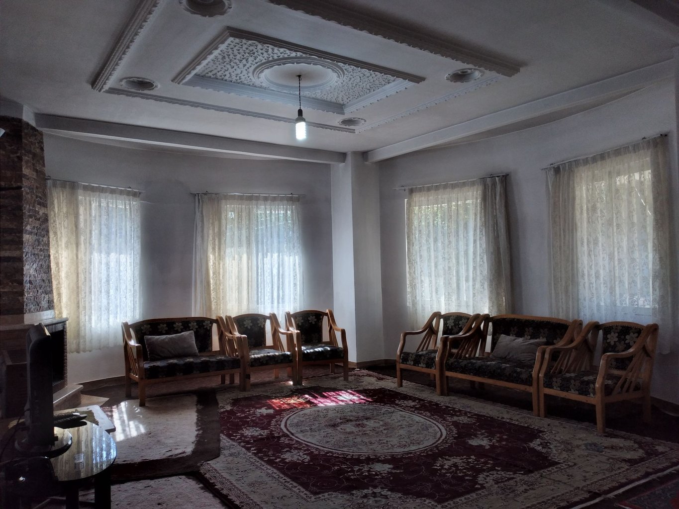 ویلا دوخوابه کوهستانی یونیک