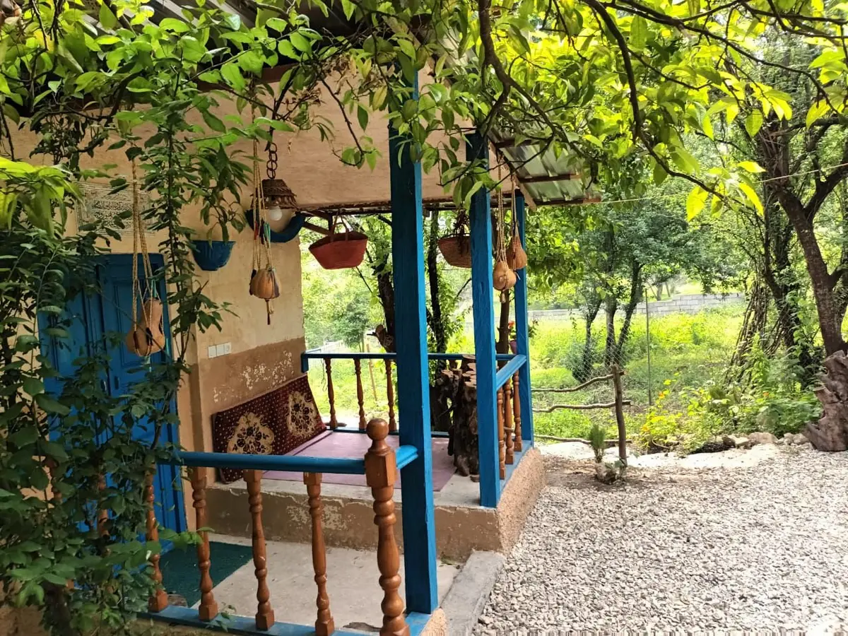 کلبه یک خوابه جنگلی ماه ثنا