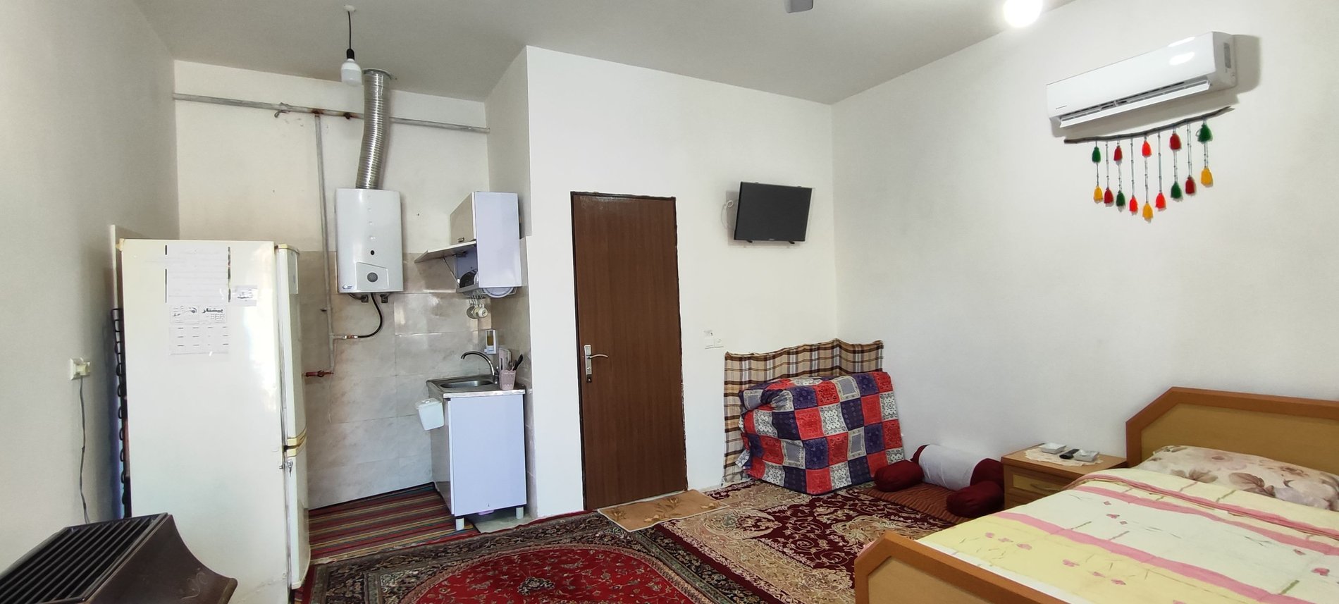 کلبه آبی - واحد گیل ناز