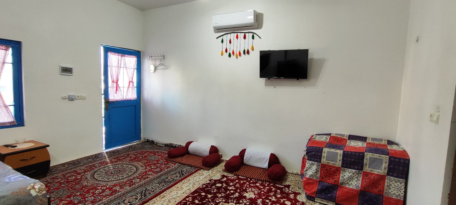 اقامتگاه سنتی کلبه آبی - واحد گیل ماه