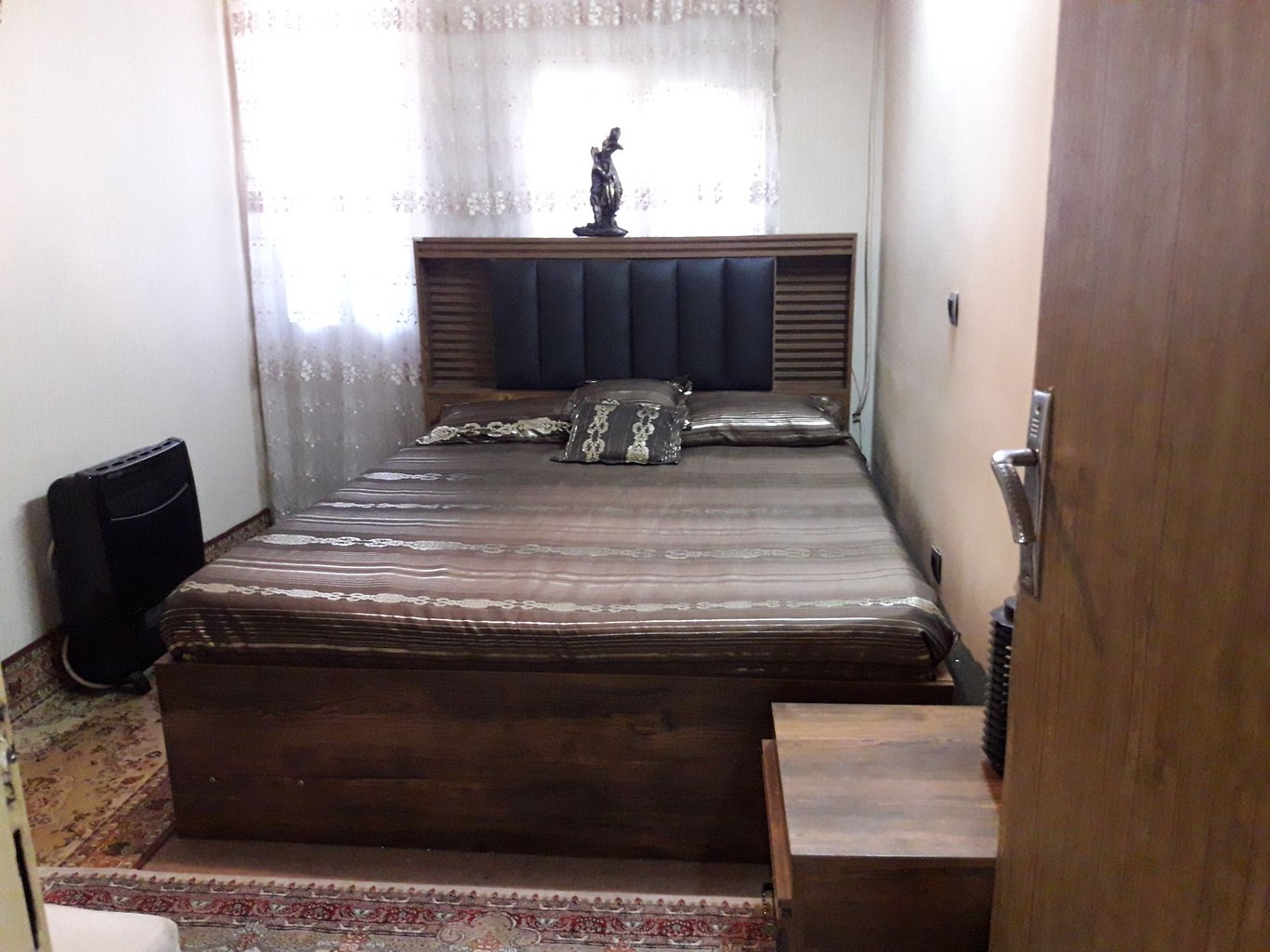 آپارتمان یک خوابه یاس واحد 2